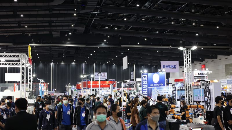 小型传送带：工业自动化中的高效助手